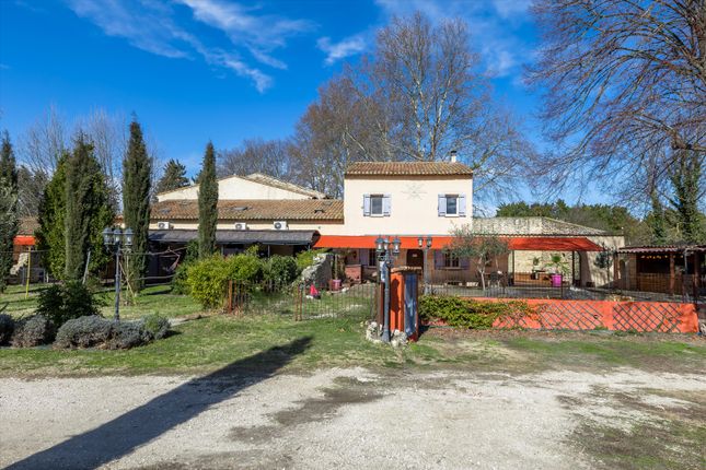 Thumbnail Property for sale in Velleron, Vaucluse, Provence-Alpes-Côte D'azur, France