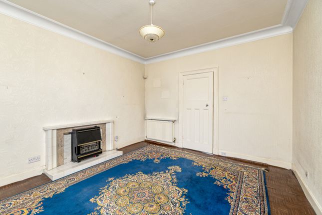23, Drylaw Crescent, Blackhall, Edinburgh photo 3