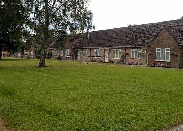 14, Eaton Close, Leominster photo 2
