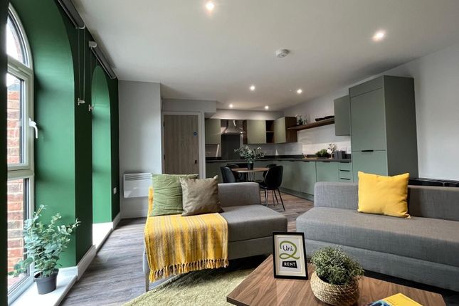 1-bed flat on Room 8, Flat 1, Commercial Point,, Wollaton Road, Nottingham, £477/mo