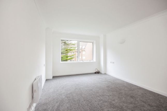 Flat for sale in Homeoaks House, Bournemouth