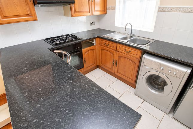 1 Blagrove Close, Bristol photo 3