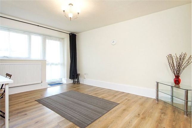 1 Bed Flat For Sale In Hawkshill Dellfield St Albans Al1