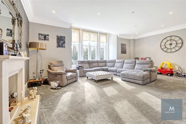 Flat for sale in Regents Drive, Woodford Green