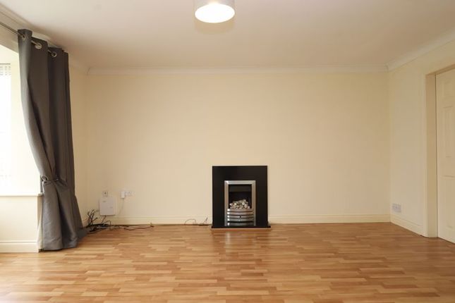 Detached house to rent in Greendale Drive, Radcliffe, Manchester