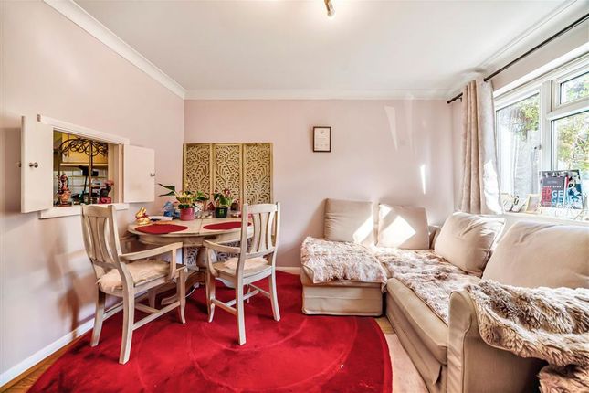 84, Fulwell Road, Teddington photo 3