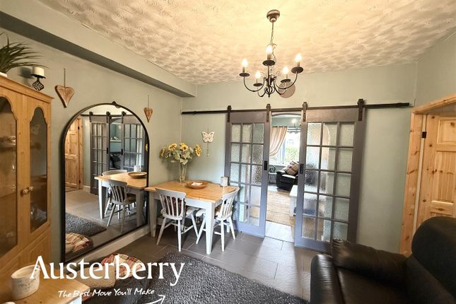 15, Queensmead Road, Stoke-On-Trent photo 4