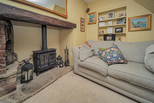 April Cottage, 139, Old Road, Beanacre photo 2