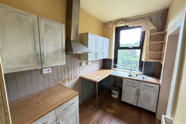 6, Lindon Street, Keighley photo 3