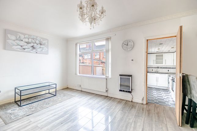 63, Ashton Road, Leeds photo 4