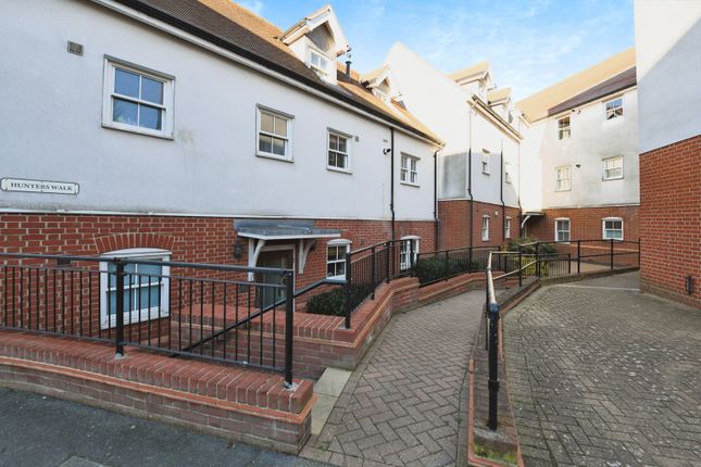 Flat for sale in William Hunter Way, Brentwood, Essex