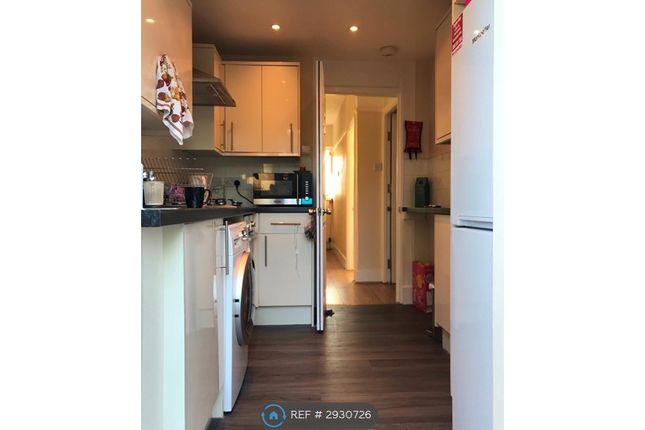 Chigwell Road, Woodford Green photo 4