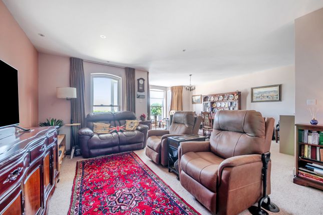 Flat 2, The Eardley,, Marine Parade, West Sussex photo 2