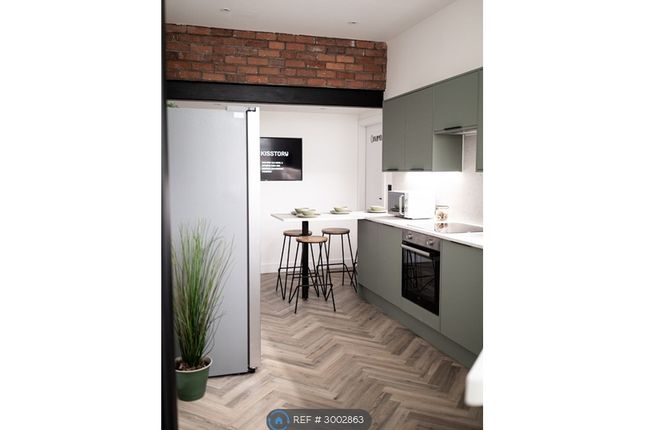 Henrietta Street, Ashton-Under-Lyne photo 5