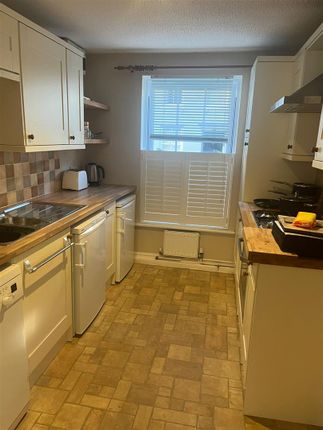 Room 2, 30, St. Ann Street, Salisbury photo 3