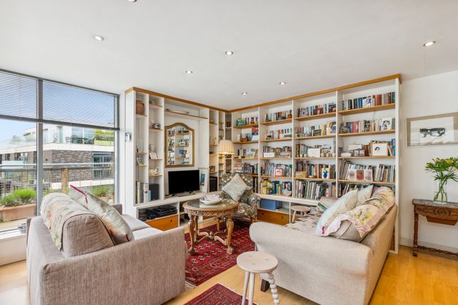 Thumbnail Flat for sale in Balham Hill, London, Wandsworth