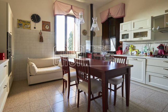 Villa for sale in Via Pitelli 8, Arcola, La Spezia, Liguria, Italy