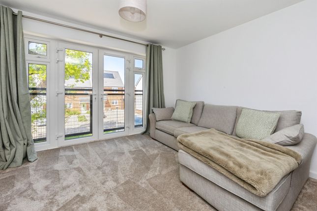 6, Pheasant Crescent, Ashford photo 4