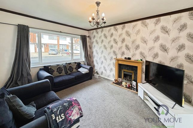 Meriden Close, Manchester photo 4