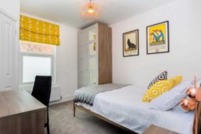 Room to rent in Baker Street, Reading