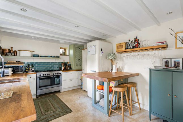 1 Shipton Road, Chipping Norton photo 3