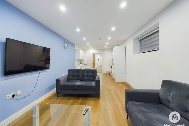 Flat 1, 665 Barking Road, London photo 2