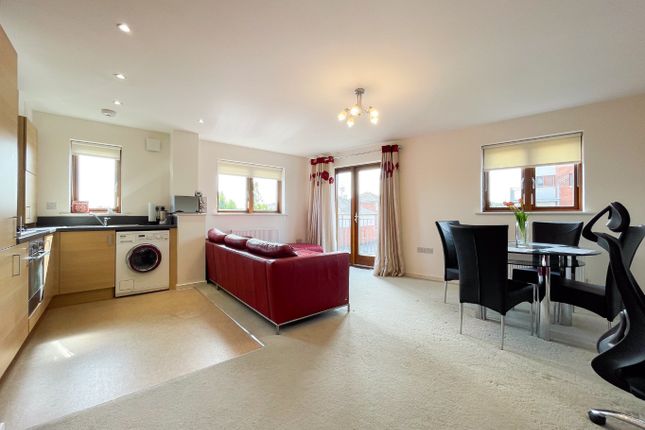 45 Hawkins Avenue, Gravesend, Kent photo 2
