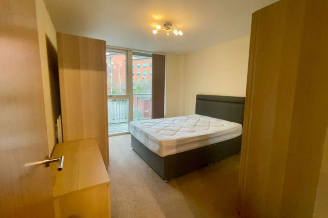 3 2 Langley Walk, Park Central, Birmingham photo 3