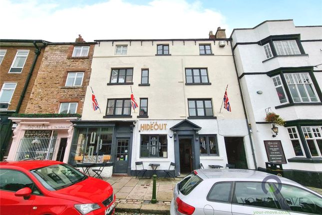 Studio house on Market Place, Staffordshire, £400/mo