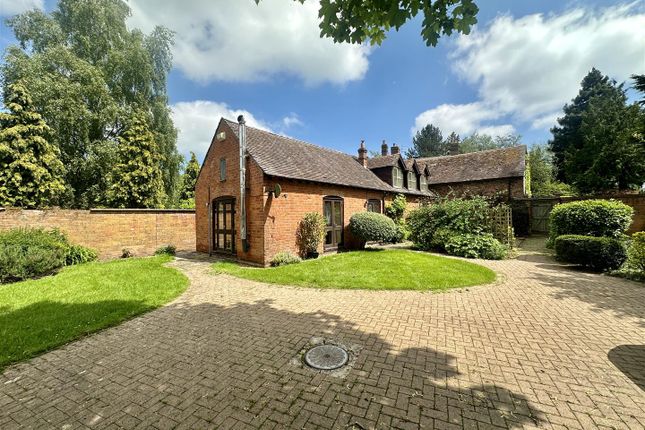 Thumbnail Cottage for sale in Two Mile Lane, Highnam, Gloucester