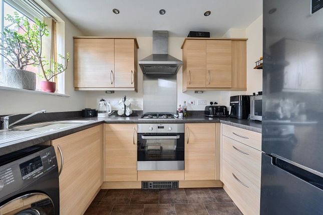 46 Seldon Crescent, Exeter photo 4