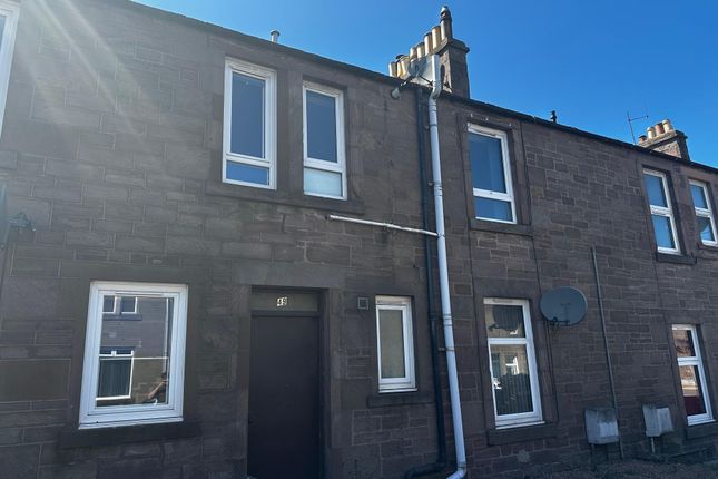 Thumbnail Flat to rent in 49A, North Street, Forfar