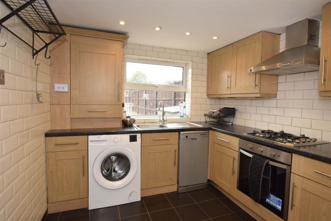 109, Llanover Road, Middlesex photo 4