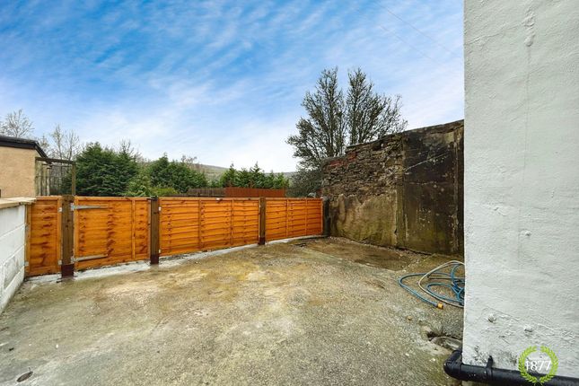 13 Sough Road, Darwen photo 4