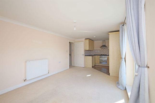 Flat F, 26, Wyberton, Boston photo 3