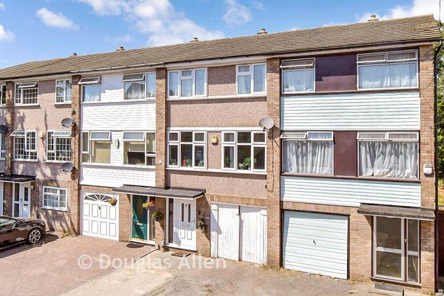 4-bed terraced on 56, Warwick Road, Rainham, £425,000