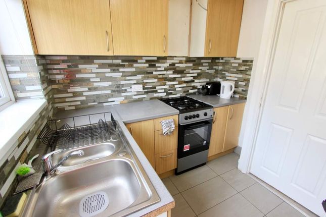 Thumbnail Property to rent in Goldings Crescent, Hatfield