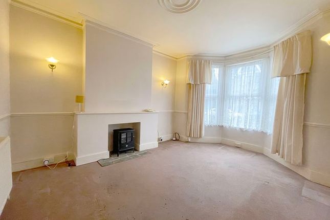 Terraced house for sale in Southview Drive, Westcliff-On-Sea