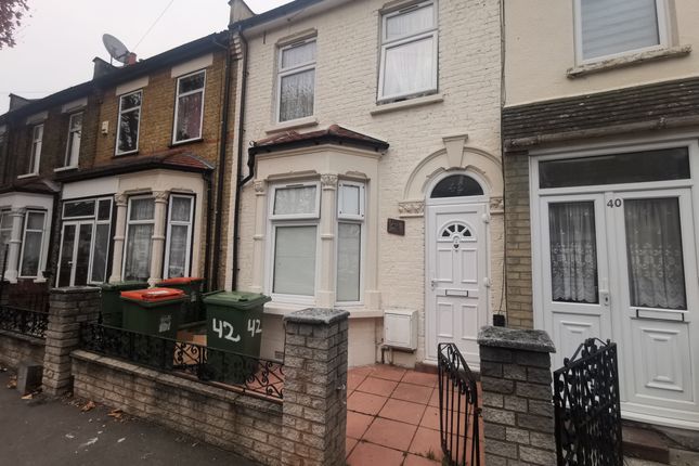 Thumbnail Terraced house to rent in Altmore Avenue, East Ham