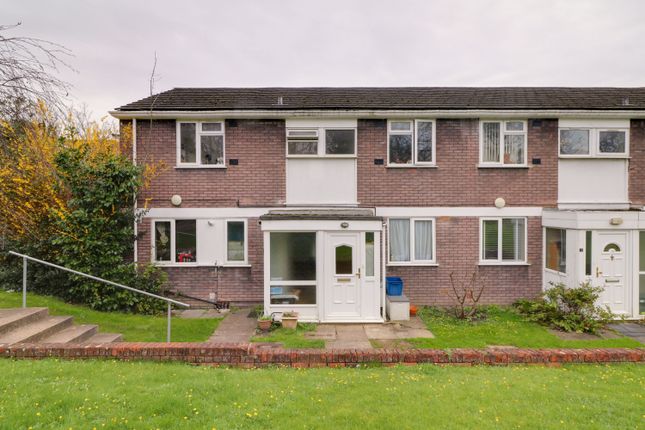 Flat 2, Woodside Court, Woodside Avenue, London photo 2