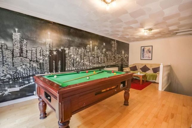 1, Woodspring Close, Ipswich photo 5