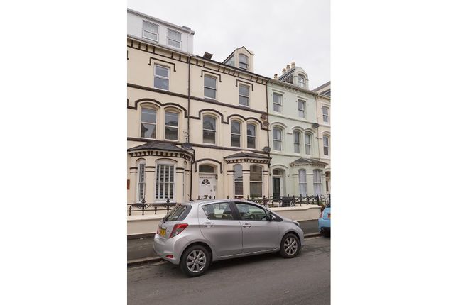 Flat to rent in Demesne Road, Douglas, Isle Of Man IM1