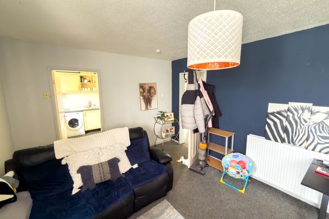 23, Prestatyn, Denbighshire photo 2