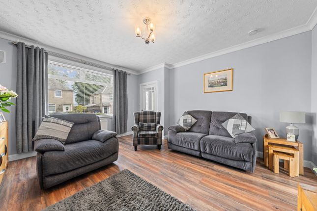 16, Lomond Drive, Stirling photo 4