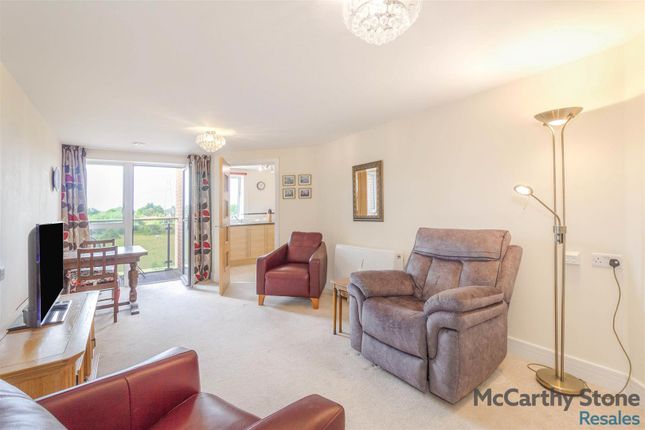 43 Glenhills Court, Little Glen Road, Leicester photo 3