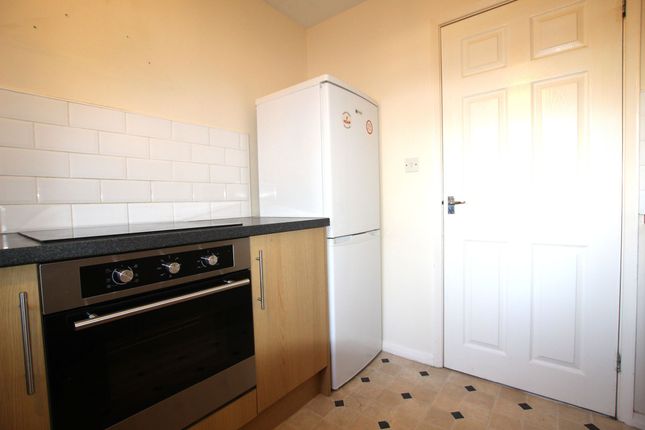 195 Chapel Road, Sheffield photo 3