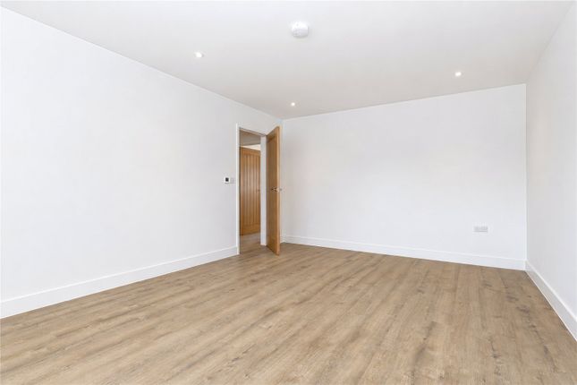 4, Beech Gardens, Cambridge photo 4
