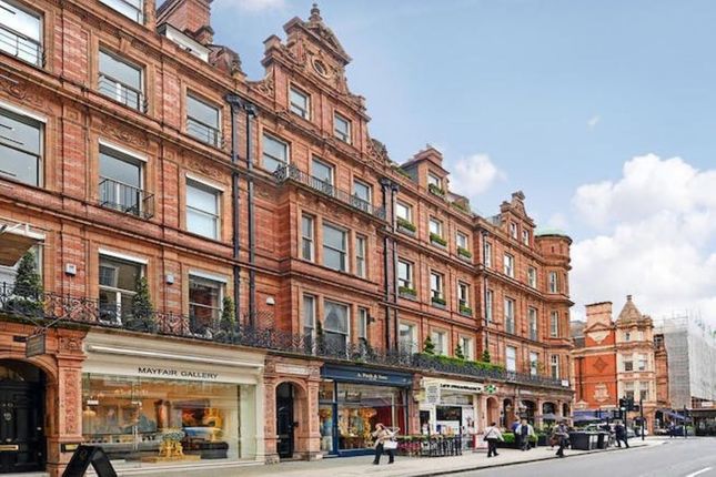 Office to let in South Audley Street, London