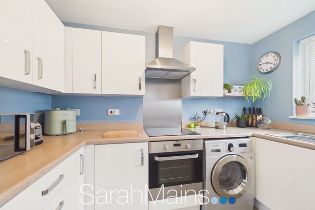 64 Chester Pike, Newcastle Upon Tyne photo 2