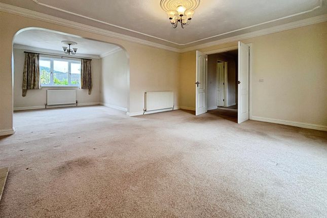 21, Llwyn Onn, Abergele photo 3